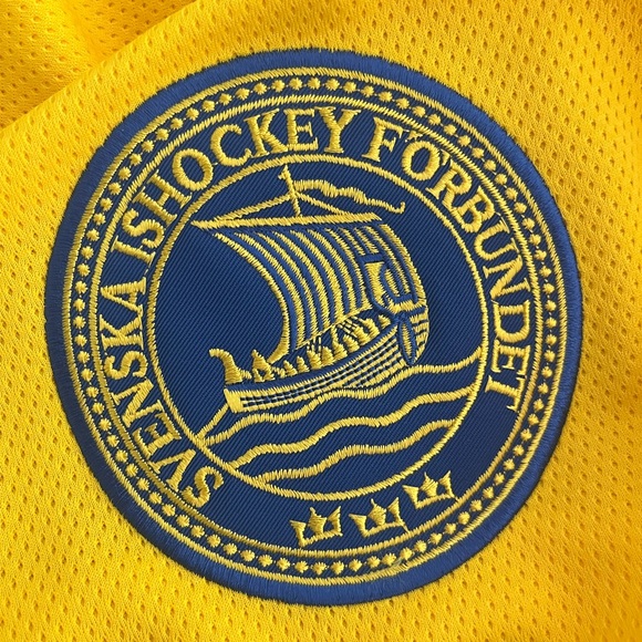 ‼️ Vintage Deadstock Nike Sweden National Hockey Team Jersey 🇸🇪🏒 - Size 2XL - Picture 5 of 9